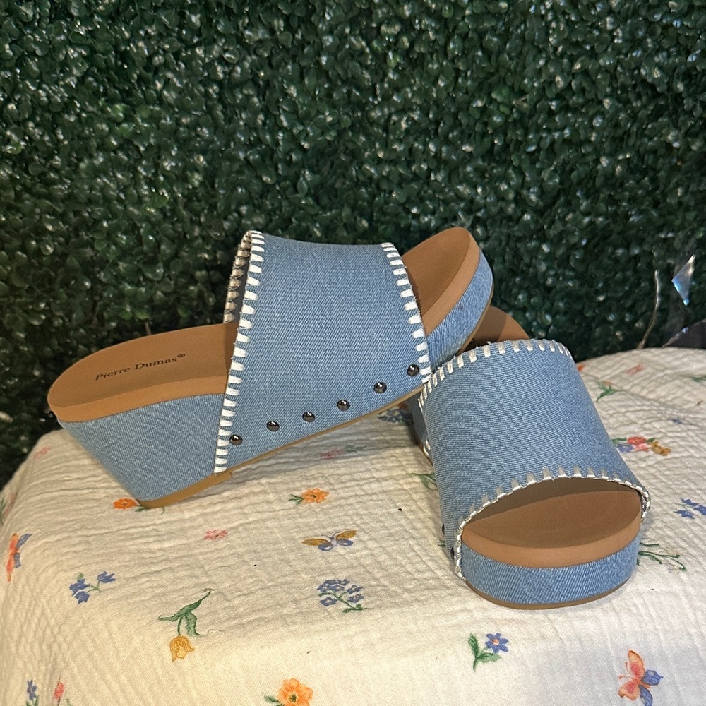 Pierre Dumas Denim Blue Wedge Slides NWOT
